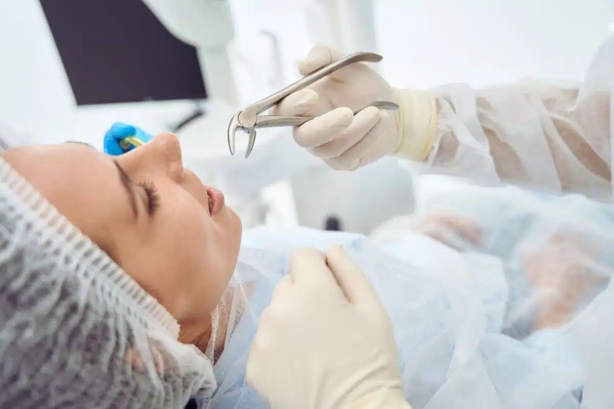 Signs You Need a Tooth Removed